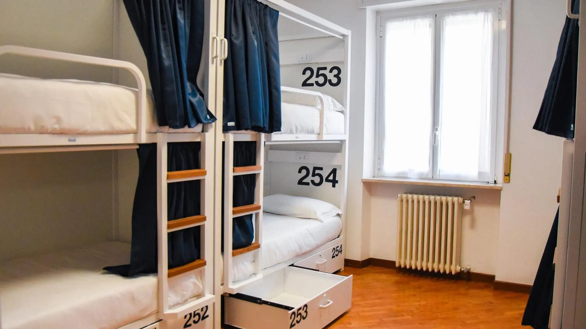 Hostel Bovisa Urban Garden Mailand Italien